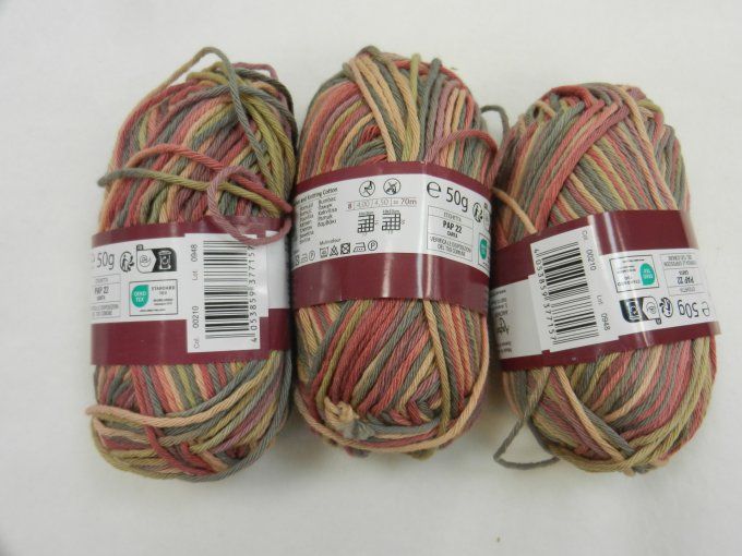 lot 432 : 3 lyric marron