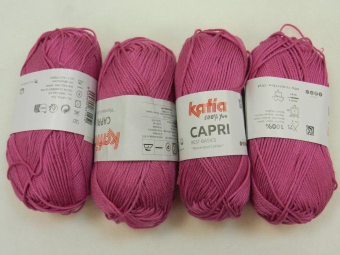 lot 439 : 4 capri fushia