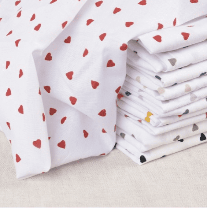 Tissu Coton Coeur  Creanous 100% coton largeur 140 cm 110 g/m² vendu par 50 cm