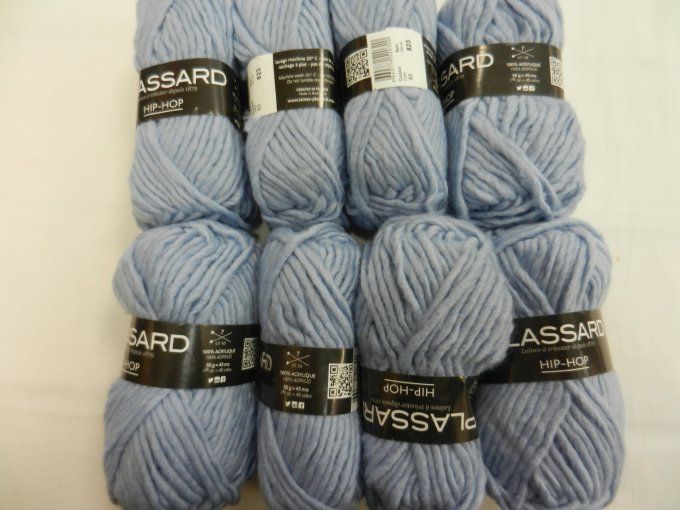 lot 123 : 8 pelotes plassard hip hop ciel