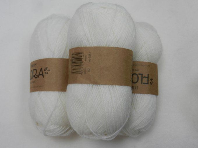 lot 259 : 3 flora creme 