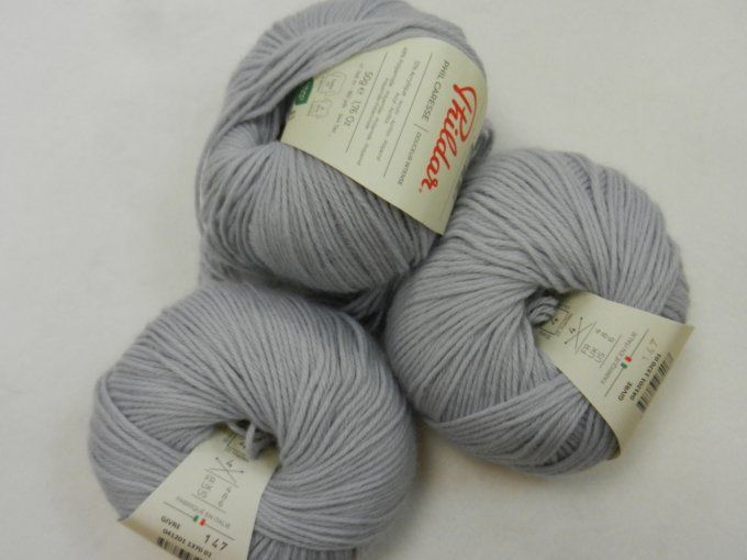 lot 266 : 3 phil caresse givre