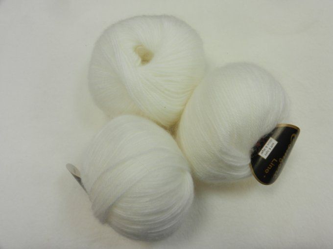 lot 273 : 3 confort line + blanc